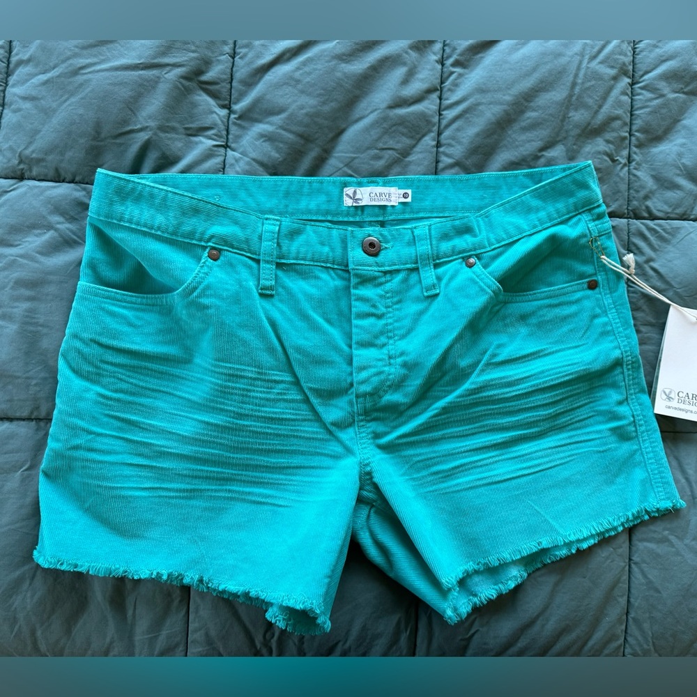 COPY - Carve Designs NWT Oahu Shorts size 10